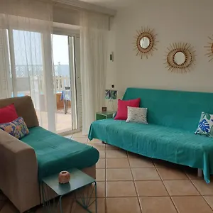 https://bungalow-paraiso-3.in-canary-islands.com