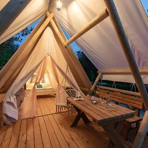 eco-glamping-fkk-nudist-camping-solaris.in-istria.net/