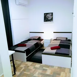 pula-center-studio-apartments.in-istria.net/